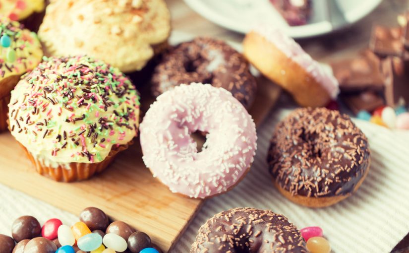 Che differenza c'è tra mangiare grassi o zuccheri?
